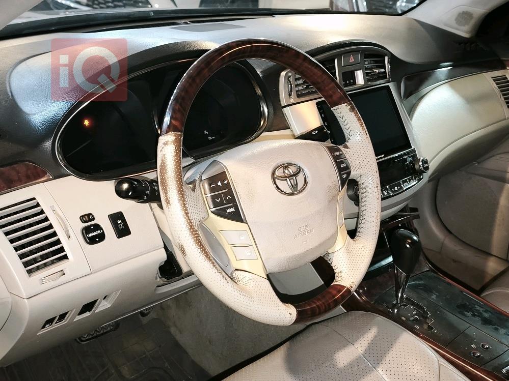 تويوتا أفالون